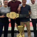 القنديلي يلتقي البطل العالمي محمد التوشاسي في روتردام ويَعِده بنزال كبير في المغرب
